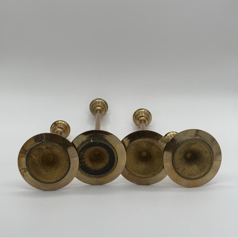 set of four brass candlesticks of varying heights holiday vintage cottagecore - Picture 3 of 7